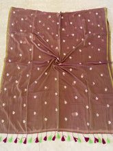 Load image into Gallery viewer, Dual Tone Charulata Parijat