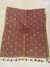 Load image into Gallery viewer, Dual Tone Charulata Parijat