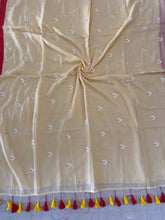 Load image into Gallery viewer, Aam Parijat