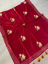 Load image into Gallery viewer, Sindoor Gota Patti Mul Cotton