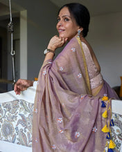 Load image into Gallery viewer, Dual Tone Yellow Blue Parijat