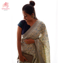 Load image into Gallery viewer, Off White Aqua