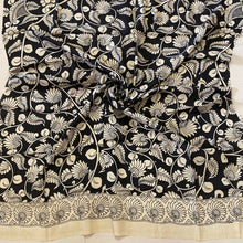 Load image into Gallery viewer, Chenoori Silk Pen Kalamkari - Off white & Black