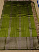 Load image into Gallery viewer, Temple Border Saree Green