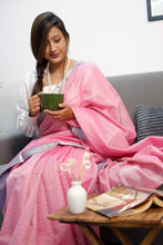 Load image into Gallery viewer, Mangalam - Pinkish Peach Chequered