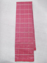 Load image into Gallery viewer, Zari Chequered - Peach