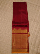 Load image into Gallery viewer, Maroon Pastel