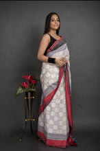 Load image into Gallery viewer, Kapas - Katha Stitch Box White