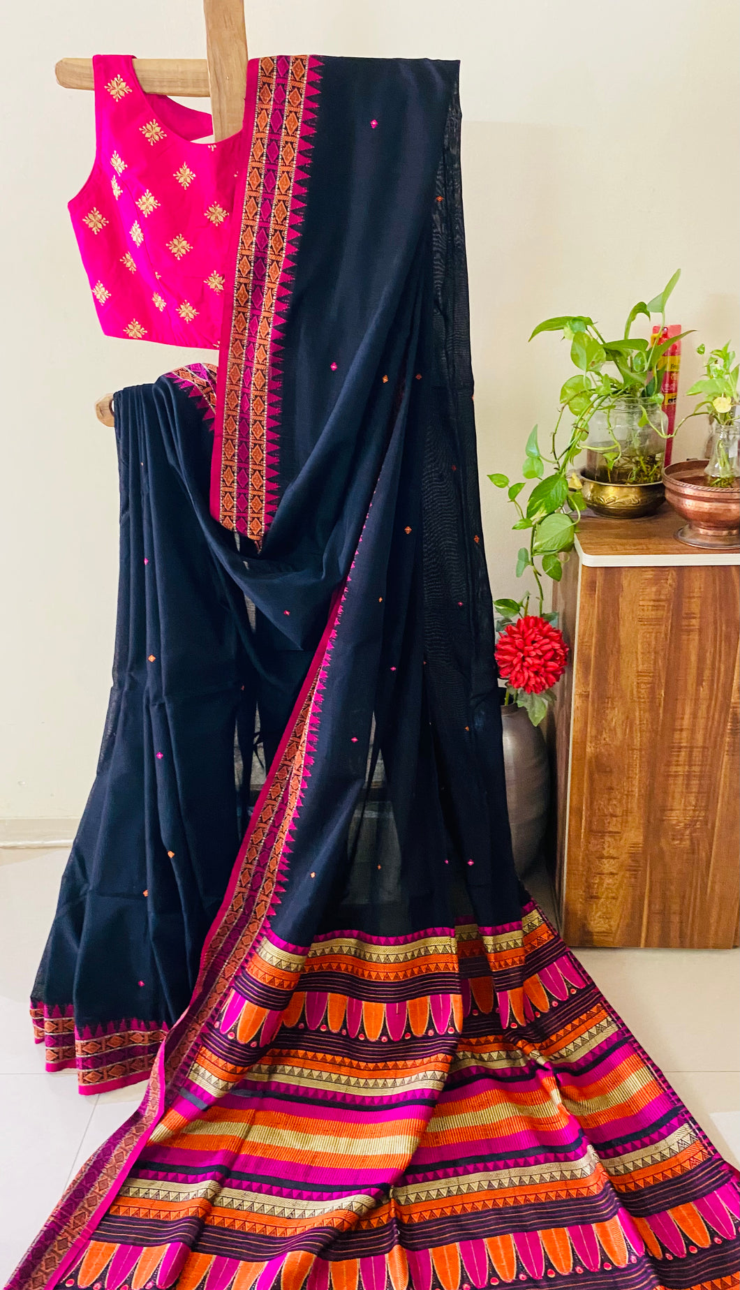 Kapas - Dongaria Cotton Black & Pink