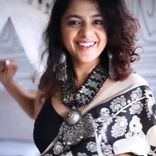 Load image into Gallery viewer, Chenoori Silk Pen Kalamkari - Off white &amp; Black
