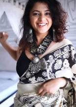 Load image into Gallery viewer, Chenoori Silk Pen Kalamkari - Off white &amp; Black
