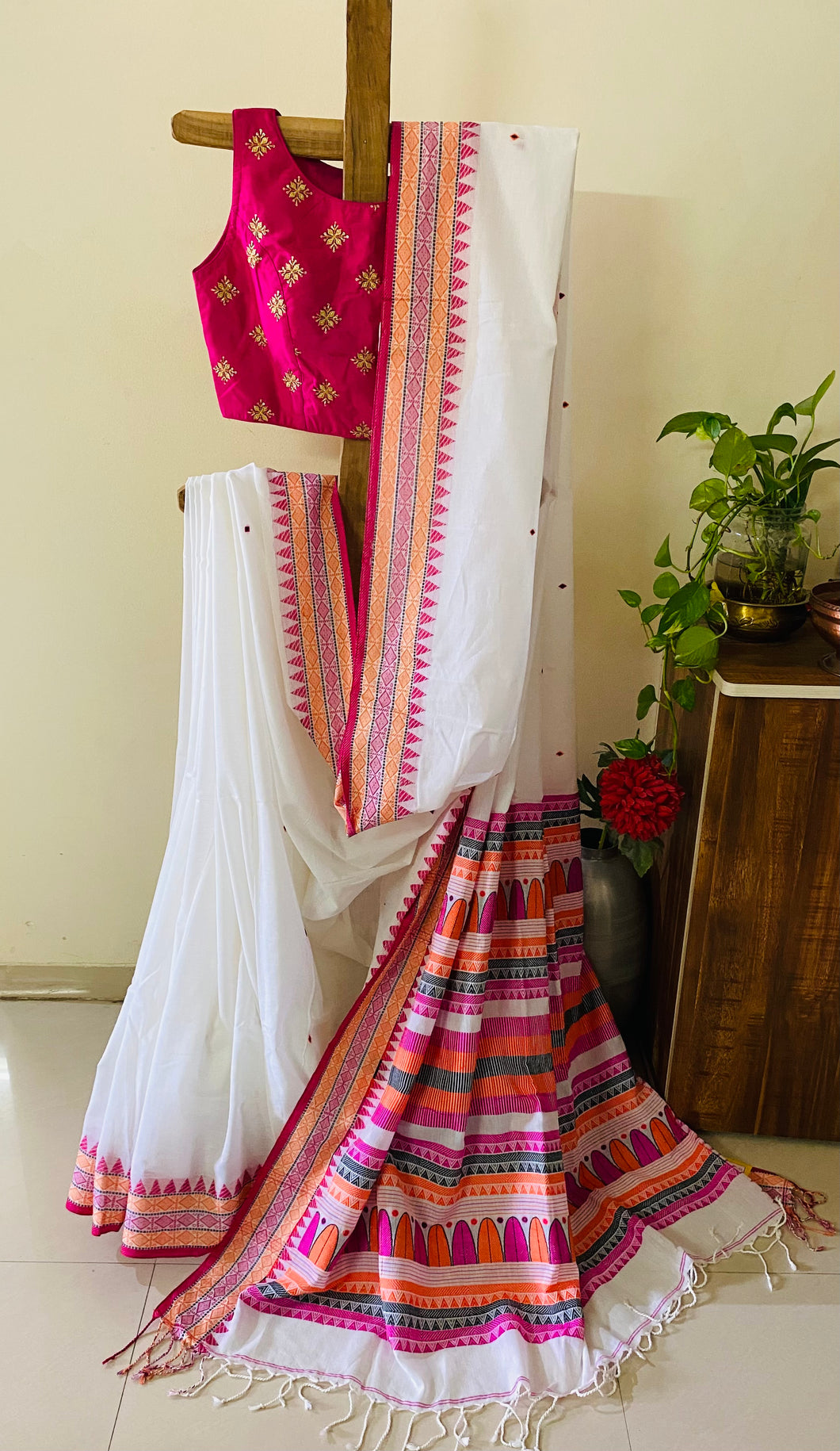 Kapas - Dongaria Cotton White & Pink