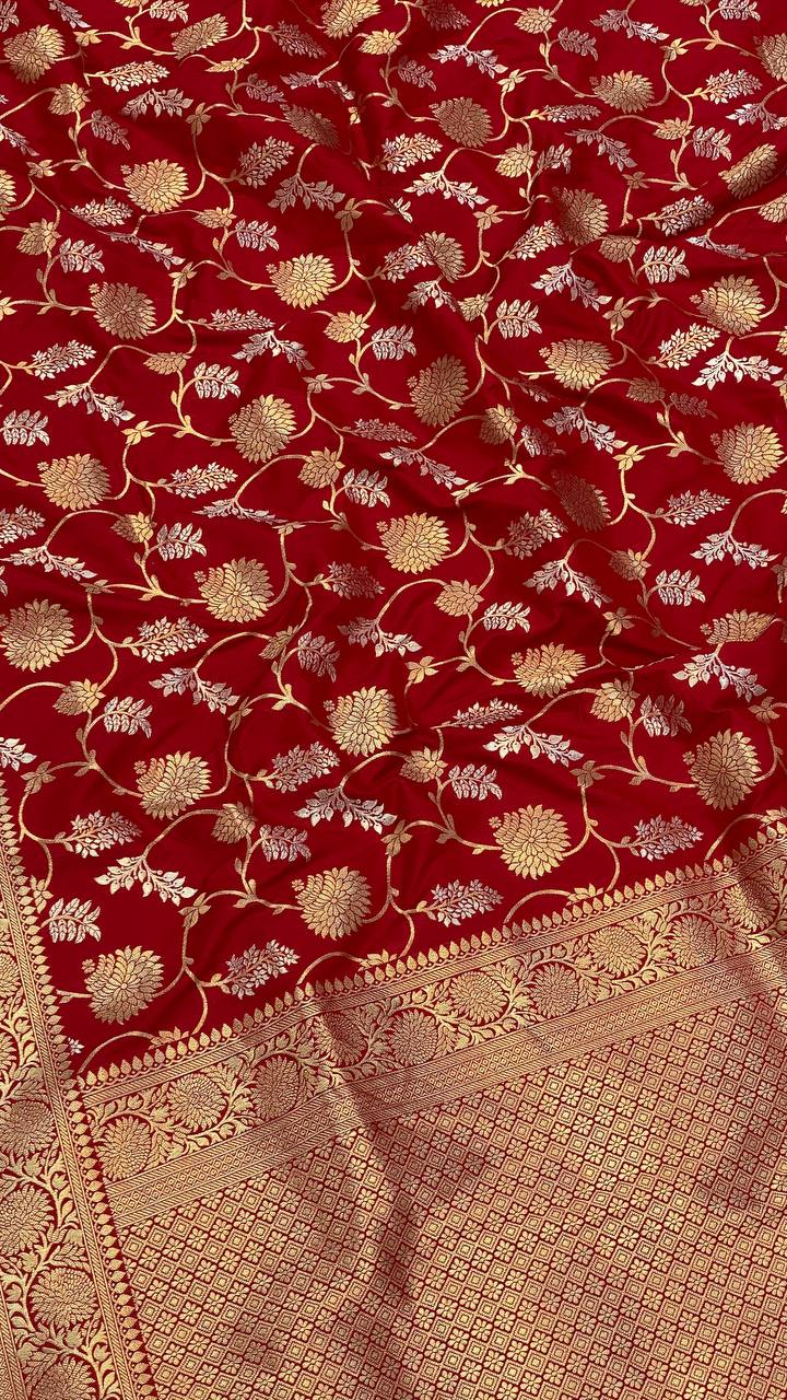 Banarasiya Red
